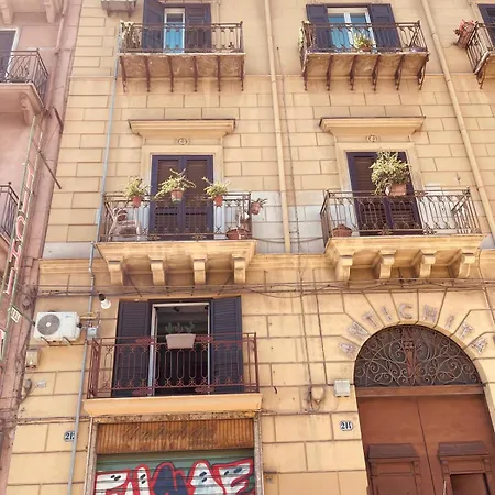 Casadeb Tribunale *